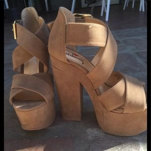 Women’s “Nasty Gal” high heels shoes new